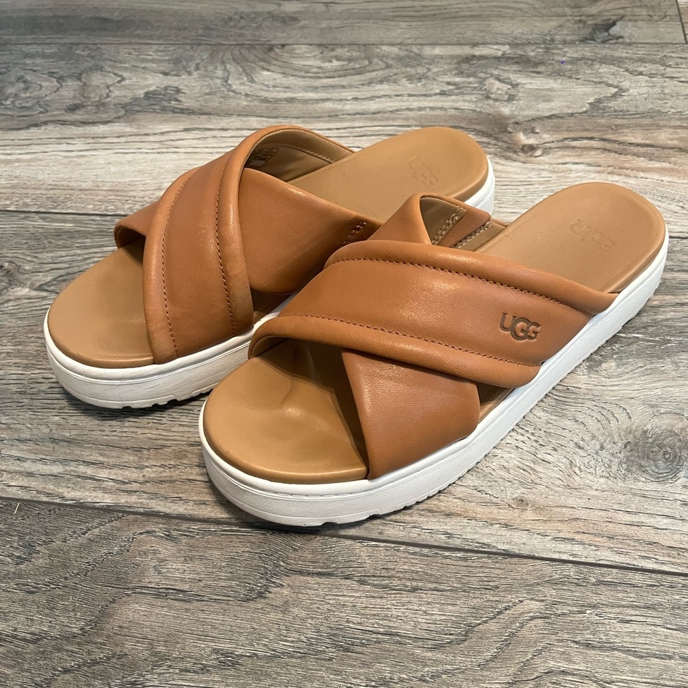 UGG W ZAYNE CROSSBAND
